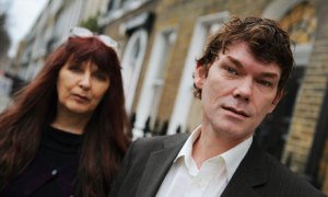 Gary McKinnon with his mother, Janis Sharp